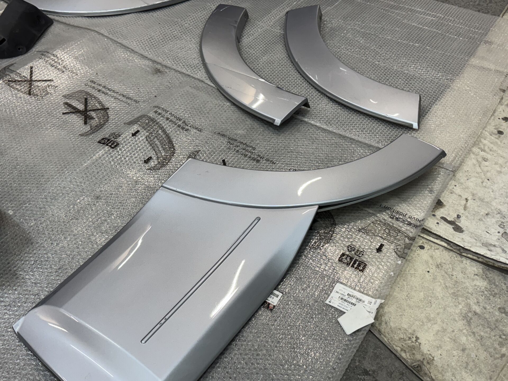 DIBLE CARS 板金工場